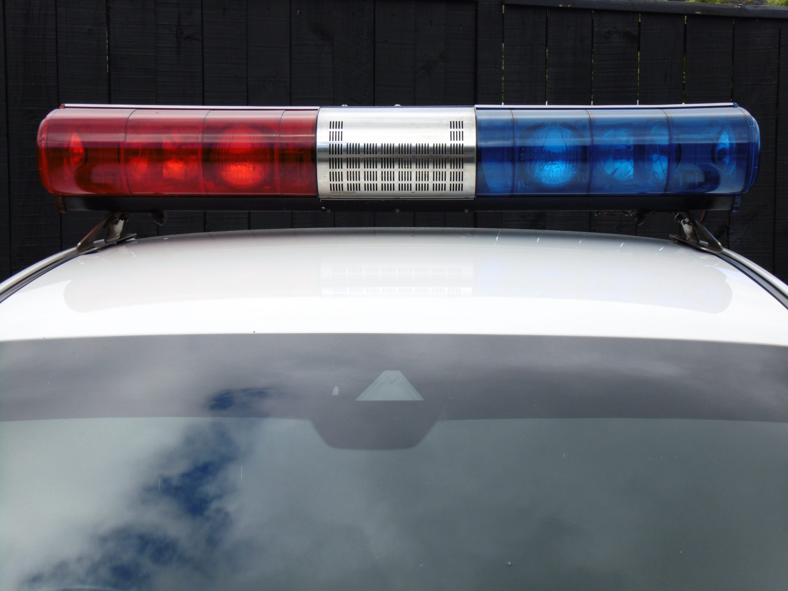 FEDERAL SIGNAL AERODYNIC RED/BLUE LIGHTBAR